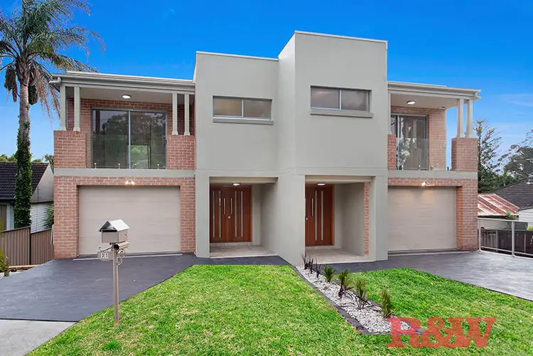 31 Hugh Avenue, Peakhurst NSW 2210