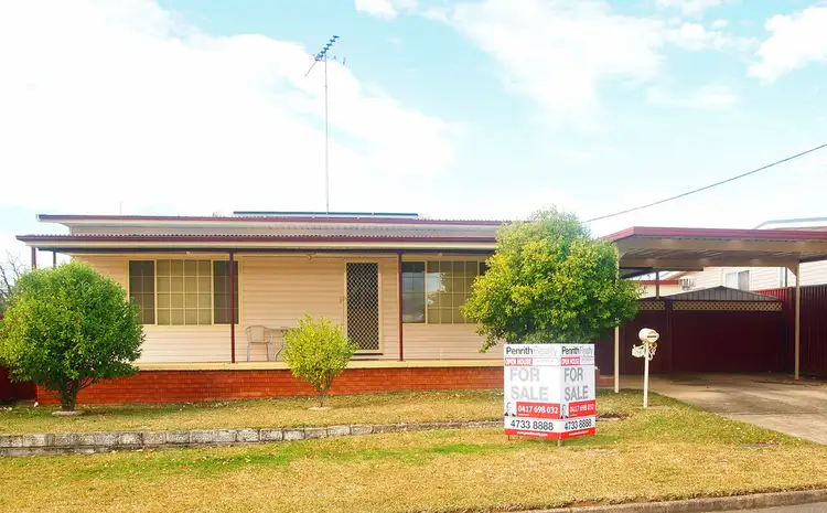 14 Ninth Street, Warragamba NSW 2752