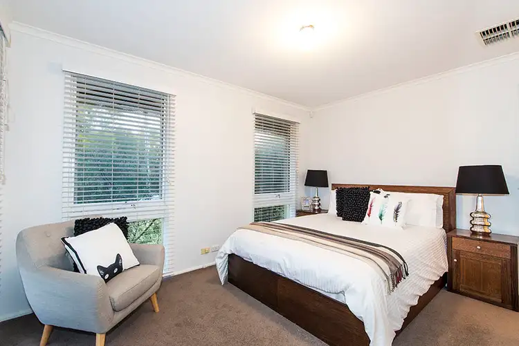 Fifth view of Homely house listing, 16 Glenscott Crescent, Strathmore Heights VIC 3041