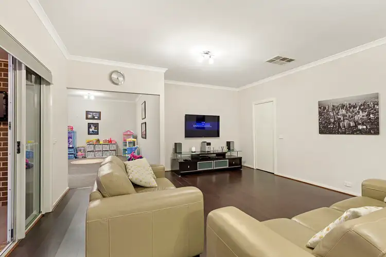 Fifth view of Homely house listing, 18 Sanoma Drive, Skye VIC 3977