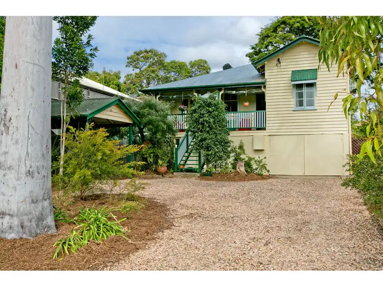 24 Station Street, Wellington Point QLD 4160