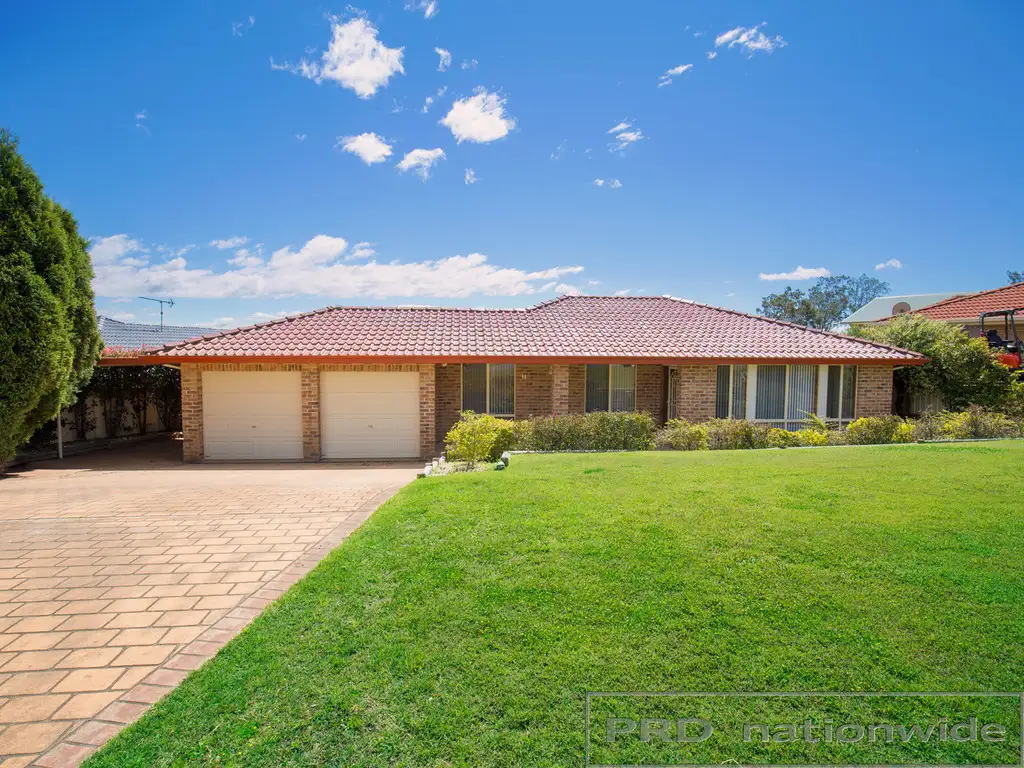 Main view of Homely house listing, 18 Adam Avenue, Rutherford NSW 2320