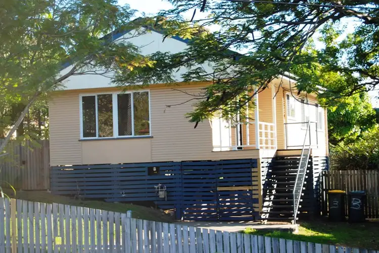 3 Dorkay Street, Stafford Heights QLD 4053