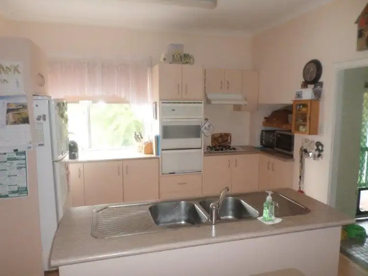 Second view of Homely house listing, 6 Thomas Street, Manjimup WA 6258