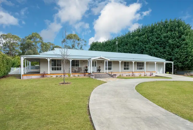 13 Forwood Crescent, Bundanoon NSW 2578