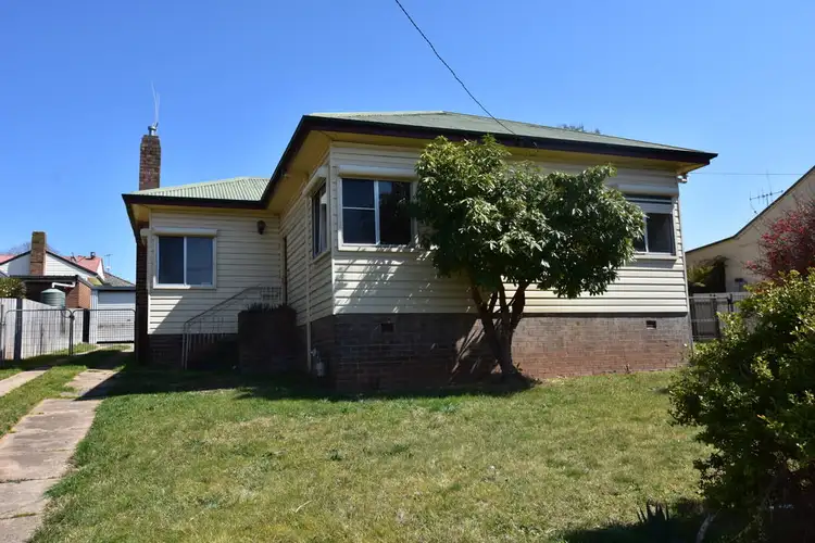 19 Maxwell Avenue, Orange NSW 2800