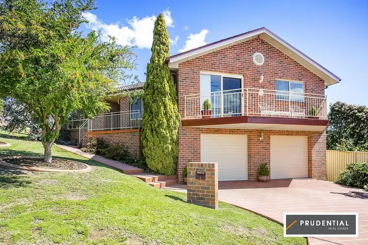 5 GRANITE PL, Eagle Vale NSW 2558