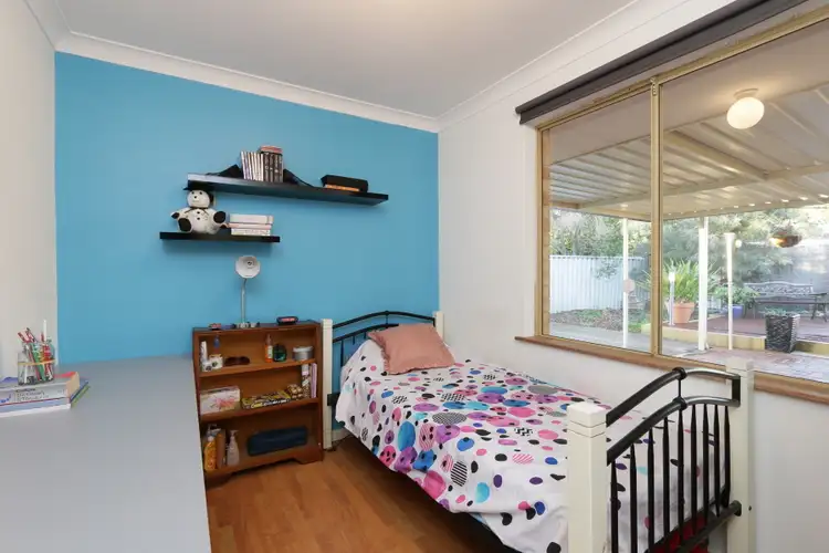 Sixth view of Homely house listing, 7 Symes Close, Seville Grove WA 6112
