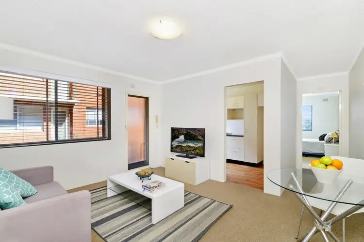 5/3 Western Crescent, Gladesville NSW 2111