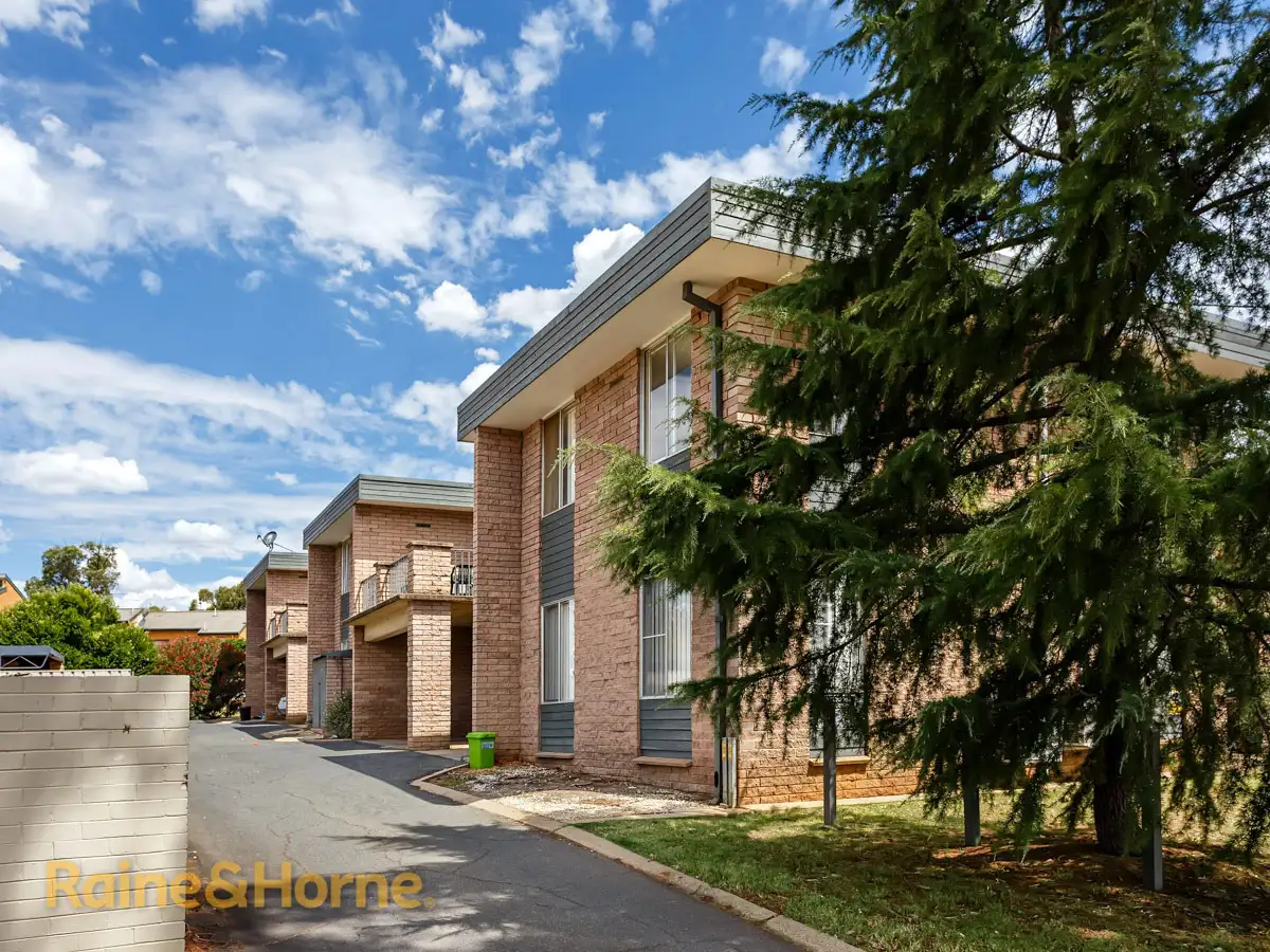 Main view of Homely unit listing, 5/1A Joyes Place, Tolland NSW 2650