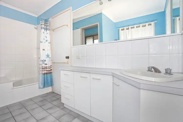 Sixth view of Homely unit listing, Unit 4/496 Coolangatta Road, Tugun QLD 4224