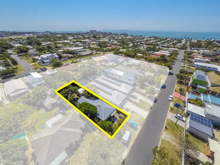 26 Chatham St, Margate QLD 4019