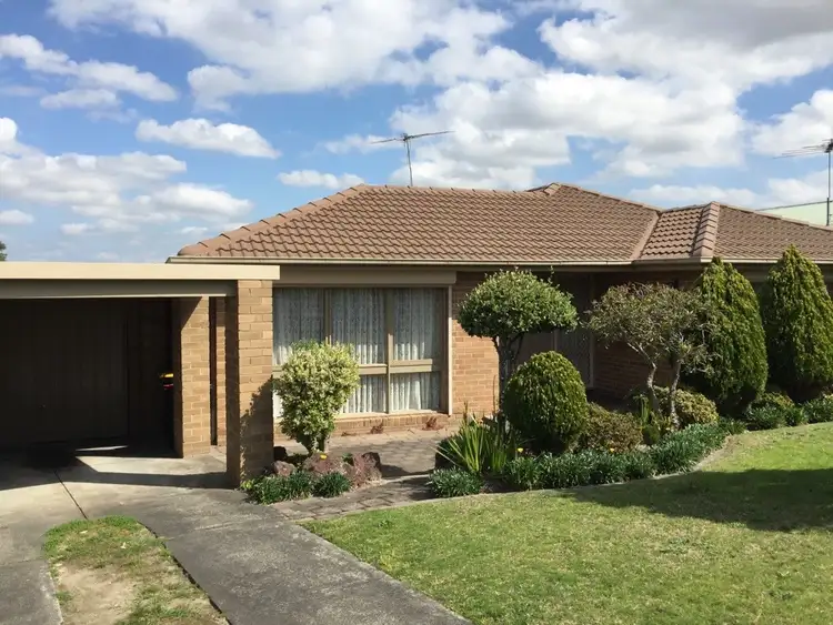 17 Rawdon Hill Drive, Dandenong North VIC 3175