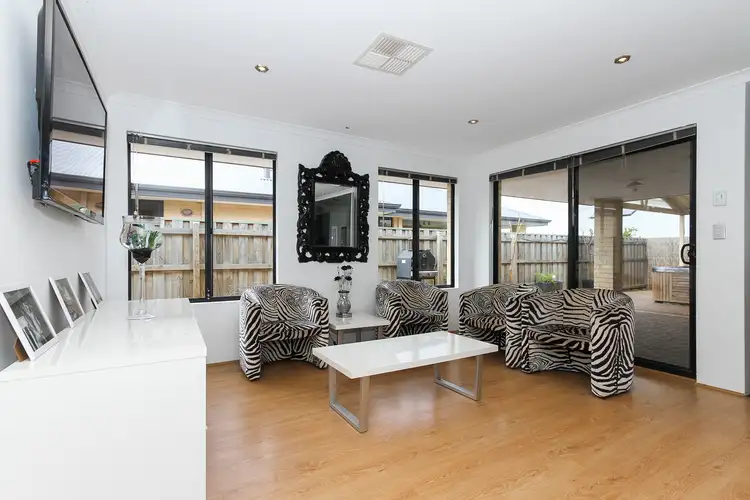 80 Lomas Circle, Ellenbrook WA 6069
