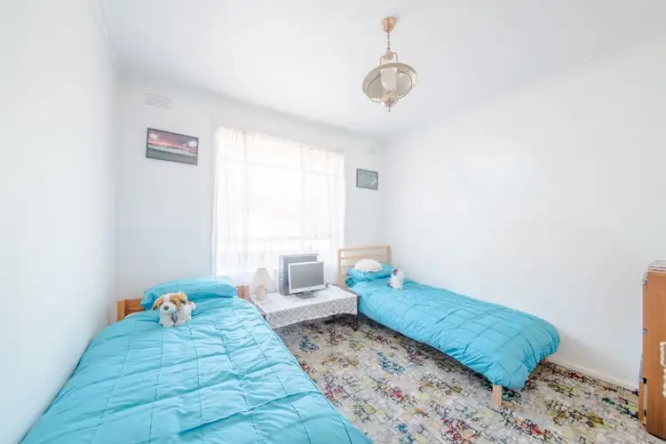 Fifth view of Homely house listing, 6 Dundee Avenue, Chadstone VIC 3148