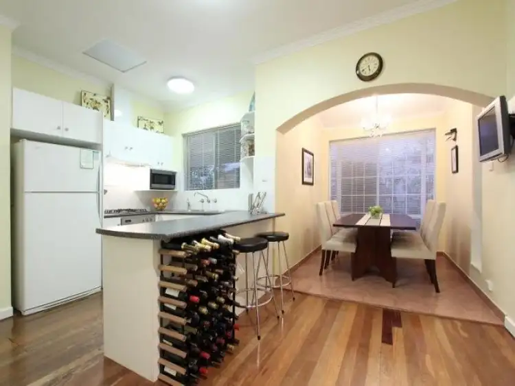 Seventh view of Homely house listing, 6 Lisa Place, Mount Pleasant WA 6153