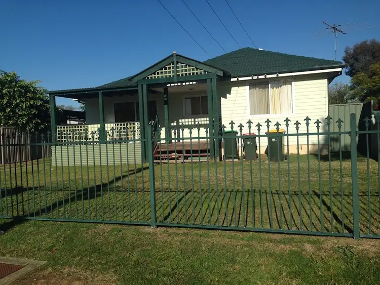 12 Labuan Road, Holsworthy NSW 2173