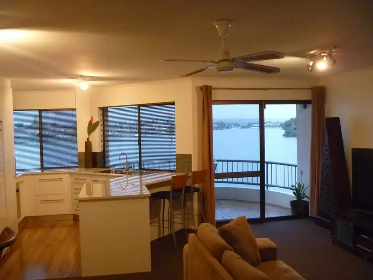 Unit @/ 37 Duet Drive, Mermaid Waters QLD 4218