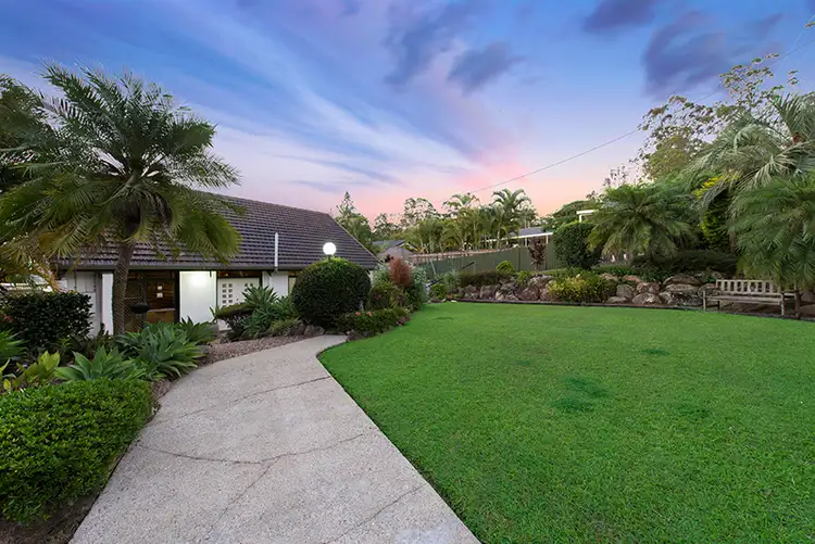 218 Daisy Hill Road, Daisy Hill QLD 4127