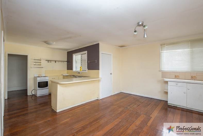 Fourth view of Homely house listing, 139 Wittenoom St, Collie WA 6225