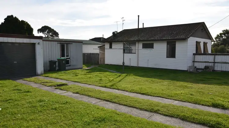 Sixth view of Homely house listing, 5 Marshall Avenue, Moe VIC 3825