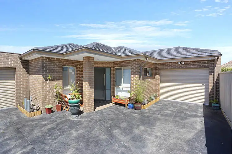 2/11 Brockley Road, Fawkner VIC 3060