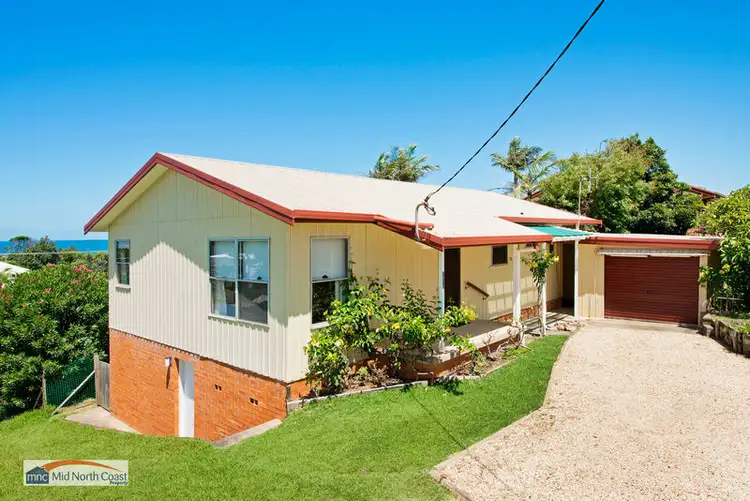 1550 Ocean Drive, Lake Cathie NSW 2445