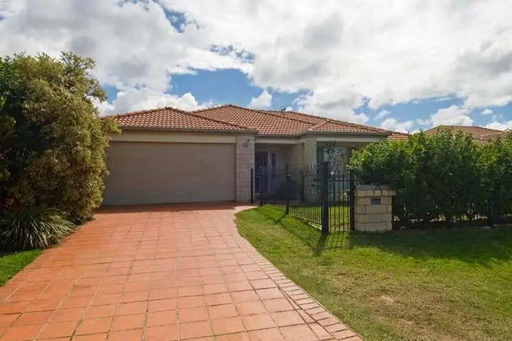 25 Sugargum Court, Molendinar QLD 4214