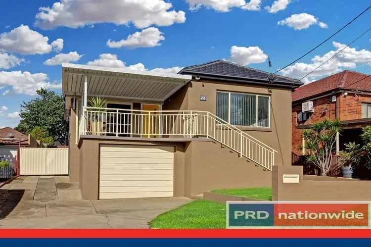 23 Greenlands Avenue, Peakhurst NSW 2210