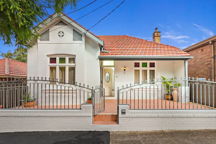 13 Yabsley Avenue, Marrickville NSW 2204