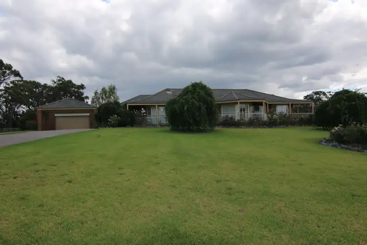 3 Ronwin Court, Bairnsdale VIC 3875
