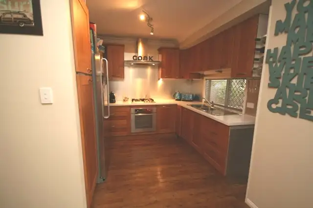 13 Sandra-Ann Drive, Edens Landing QLD 4207