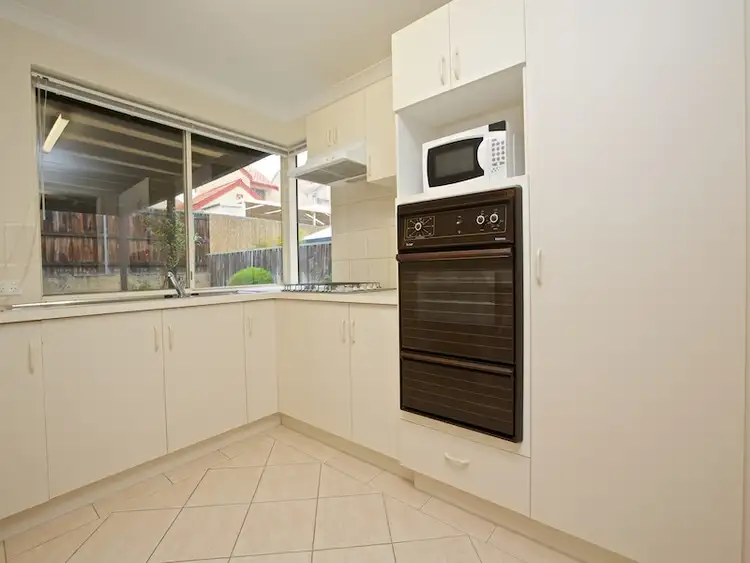 Sixth view of Homely townhouse listing, 20 Lakefront Circle, The Vines WA 6069