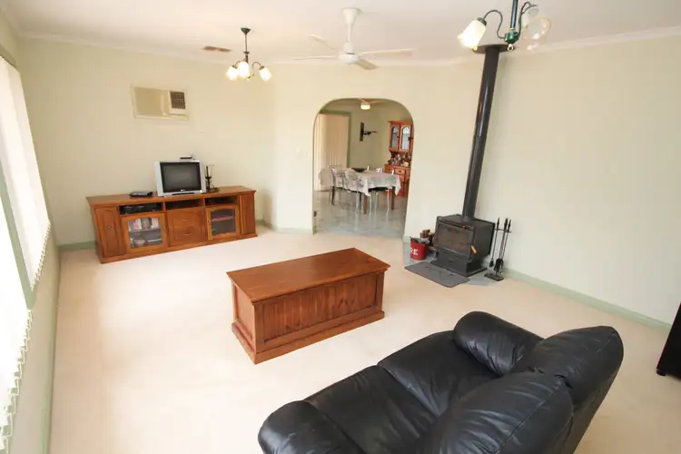 Fourth view of Homely house listing, 27 Middleton Avenue, Paringa SA 5340