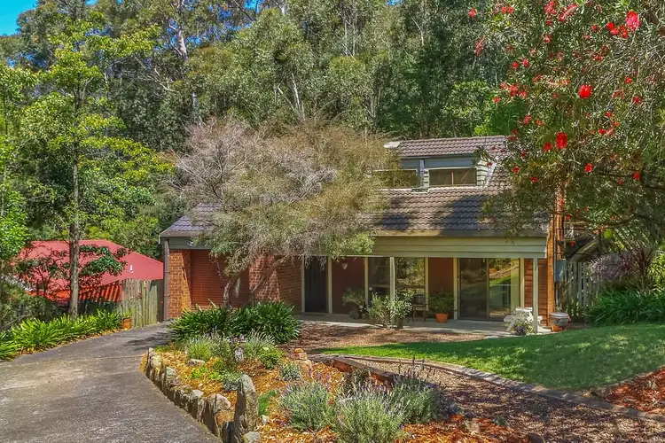 13 Pamela Close, Green Point NSW 2251