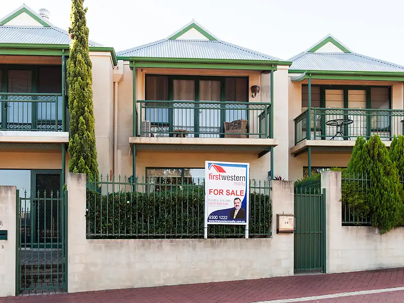 Main view of Homely house listing, 4/1 Piccadilly Circle, Joondalup WA 6027