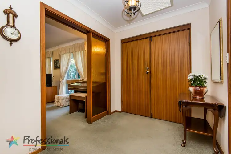 Second view of Homely house listing, 7 Flamingo Way, Willetton WA 6155