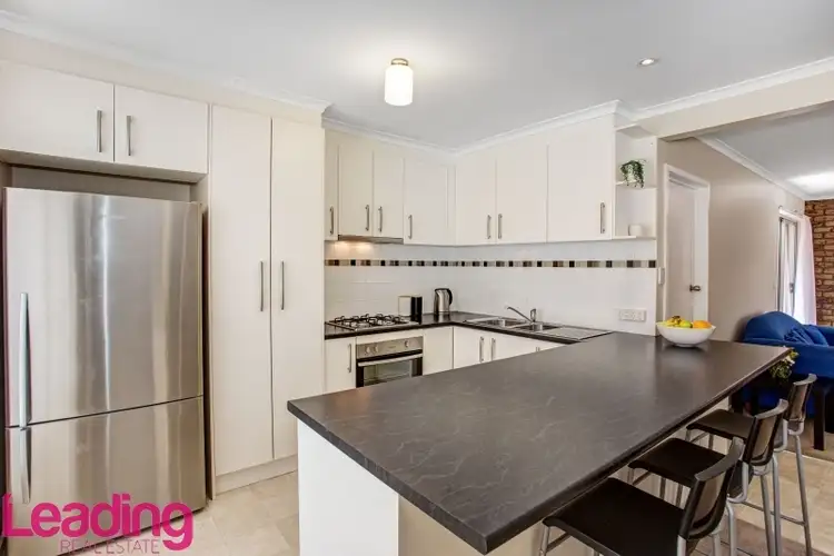 Fifth view of Homely house listing, 562 Elizabeth Drive, Sunbury VIC 3429