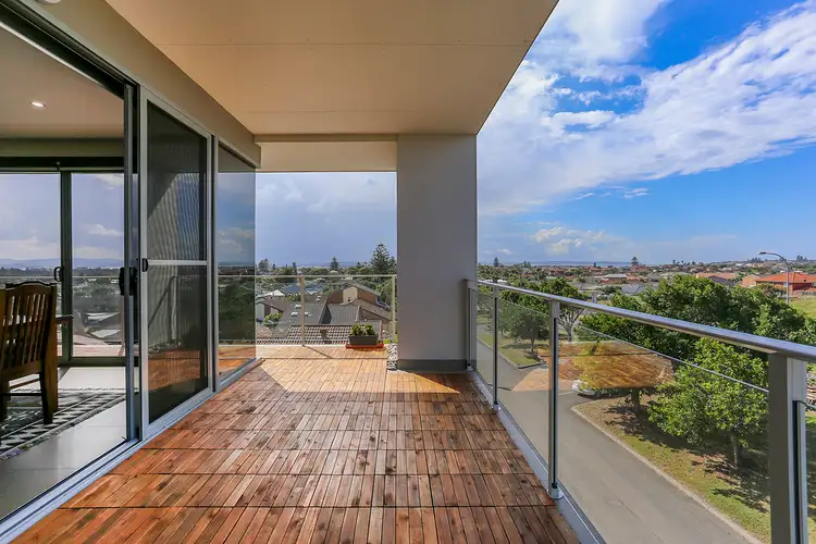 14/60 Caves Beach Road, Caves Beach NSW 2281