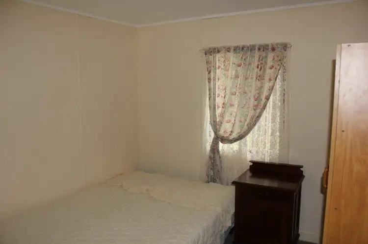 Fifth view of Homely house listing, 8 Edwards Street, Merredin WA 6415