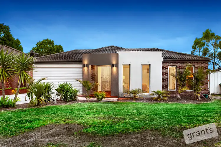 11 Azure Place, Narre Warren South VIC 3805