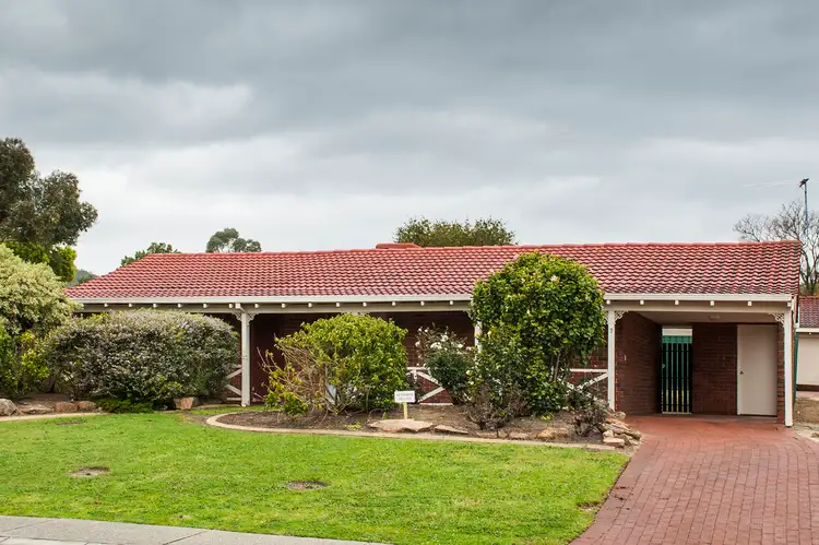 7/24 Stringybark Drive, Forrestfield WA 6058