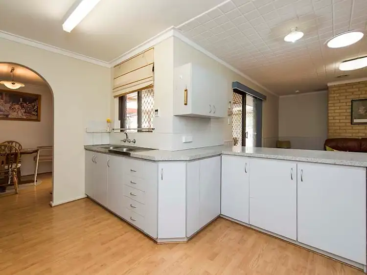 Fourth view of Homely house listing, 2 Markham Way, Swan View WA 6056