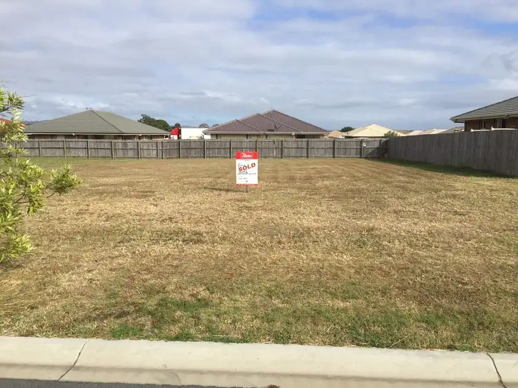 6 Bates Street, Laidley QLD 4341
