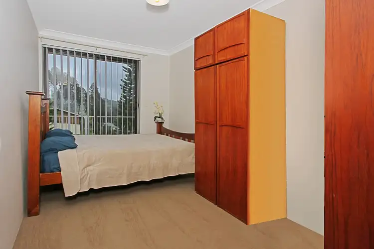 Fifth view of Homely house listing, 2/72 Surf Beach Avenue, Surf Beach NSW 2536