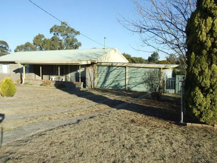 16 Gilbert Crescent, Warwick QLD 4370