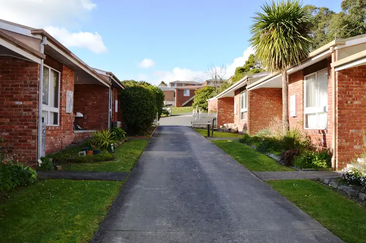 Unit 9, 13 Coal Creek Road, Korumburra VIC 3950