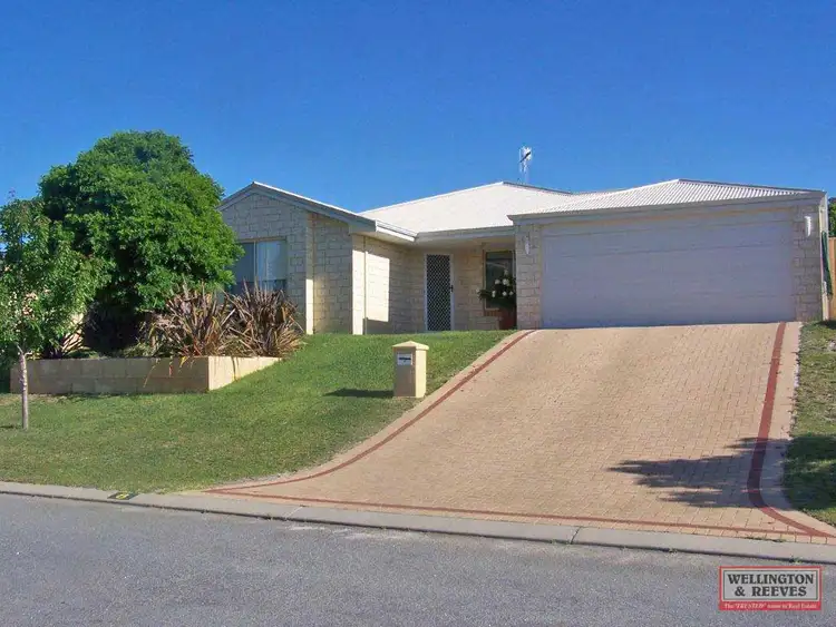 8 Pyrus Gardens, Yakamia WA 6330