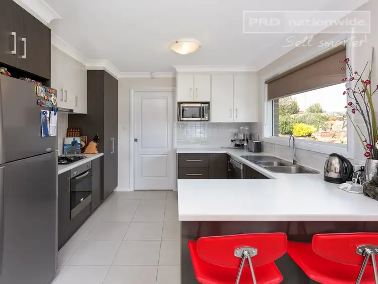 Second view of Homely unit listing, 3/2-3 Larra Place, Bourkelands NSW 2650
