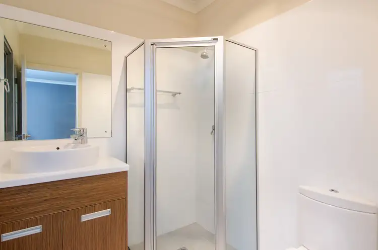 Sixth view of Homely apartment listing, 102A Commercial Street East, Mount Gambier SA 5290